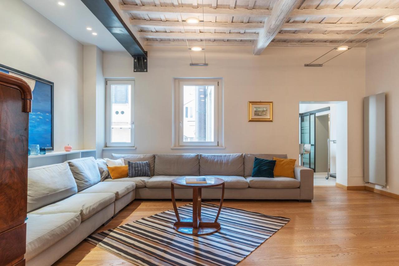 Piazza Navona Elegant Apartment 로마 외부 사진