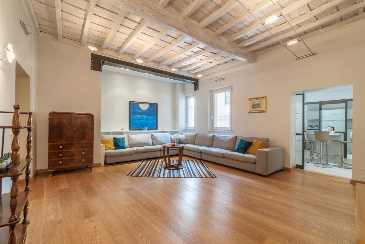 Piazza Navona Elegant Apartment 로마 외부 사진